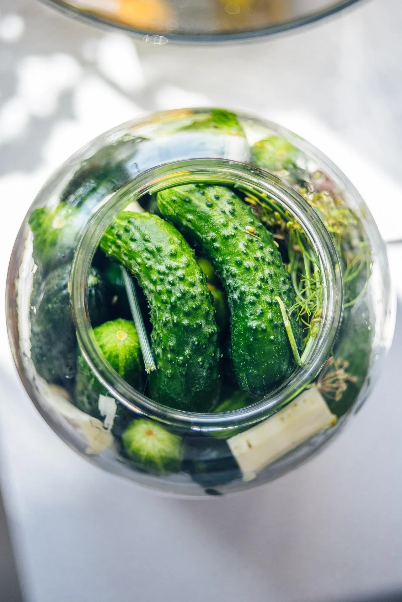 Whole gherkins in brine